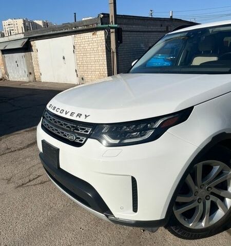 Білий Ленд Ровер Діскавері, об'ємом двигуна 3 л та пробігом 152 тис. км за 28300 $, фото 14 на Automoto.ua