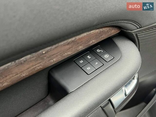 Белый Ленд Ровер Дискавери, объемом двигателя 3 л и пробегом 171 тыс. км за 24990 $, фото 21 на Automoto.ua