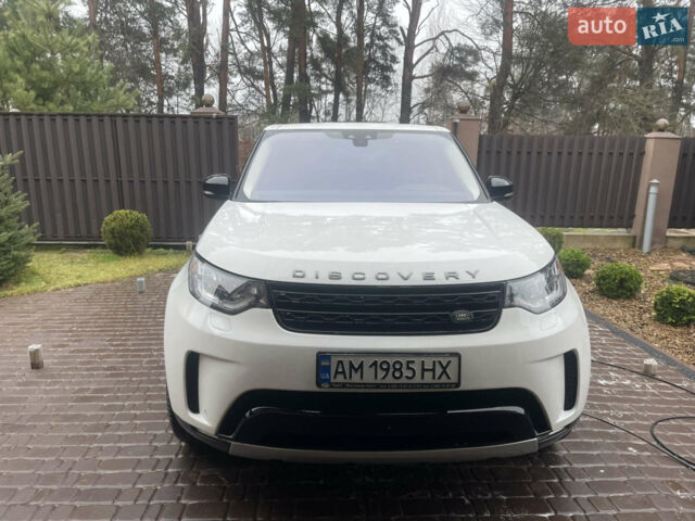 Білий Ленд Ровер Діскавері, об'ємом двигуна 3 л та пробігом 150 тис. км за 22000 $, фото 5 на Automoto.ua