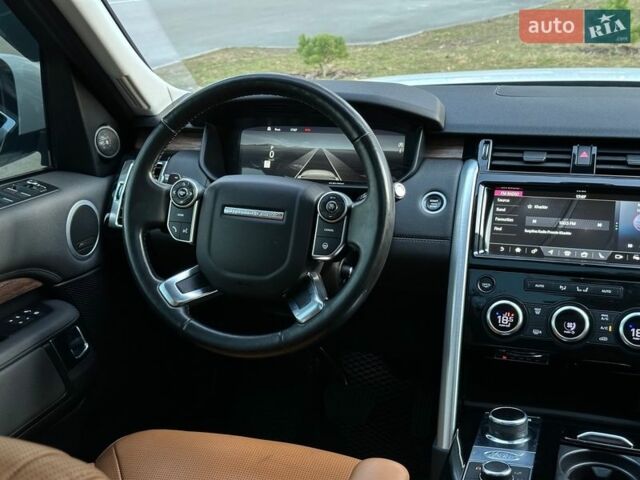 Білий Ленд Ровер Діскавері, об'ємом двигуна 2.99 л та пробігом 142 тис. км за 32500 $, фото 14 на Automoto.ua