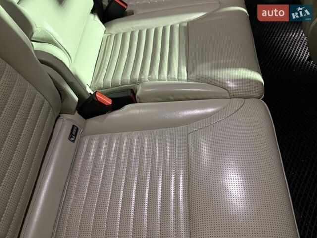 Белый Ленд Ровер Дискавери, объемом двигателя 2.99 л и пробегом 115 тыс. км за 35000 $, фото 33 на Automoto.ua