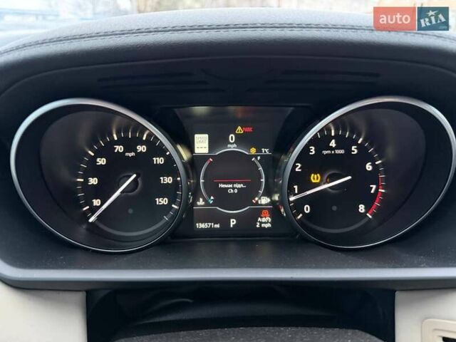 Білий Ленд Ровер Діскавері, об'ємом двигуна 3 л та пробігом 220 тис. км за 19900 $, фото 7 на Automoto.ua