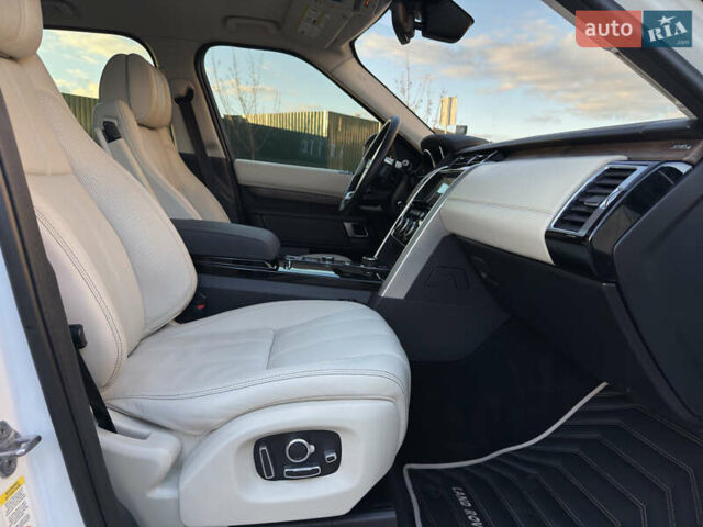 Белый Ленд Ровер Дискавери, объемом двигателя 2.99 л и пробегом 115 тыс. км за 34900 $, фото 19 на Automoto.ua