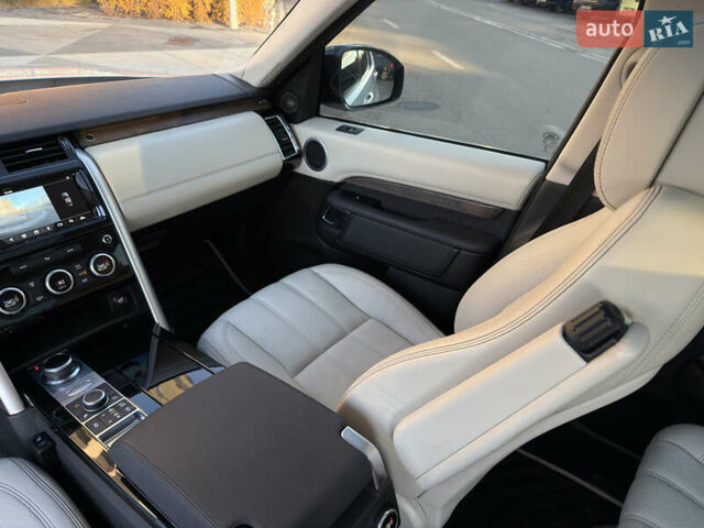 Белый Ленд Ровер Дискавери, объемом двигателя 2.99 л и пробегом 115 тыс. км за 34900 $, фото 17 на Automoto.ua