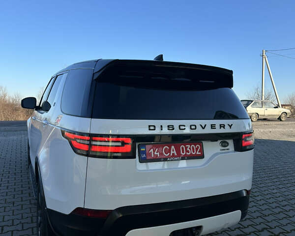 Білий Ленд Ровер Діскавері, об'ємом двигуна 3 л та пробігом 235 тис. км за 23950 $, фото 7 на Automoto.ua