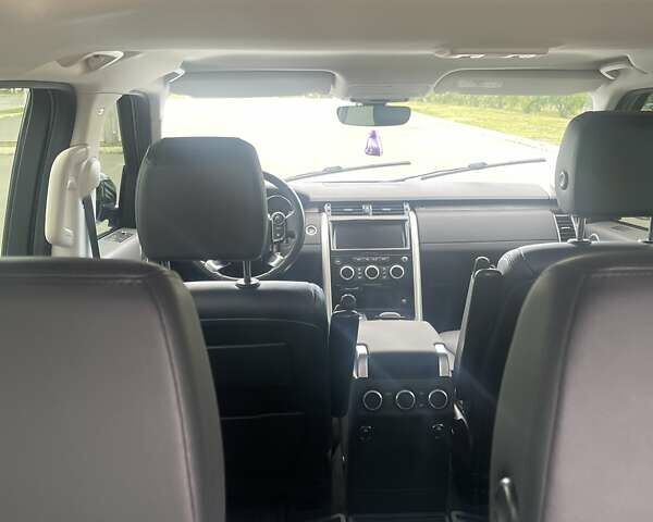 Белый Ленд Ровер Дискавери, объемом двигателя 2.99 л и пробегом 101 тыс. км за 34500 $, фото 10 на Automoto.ua