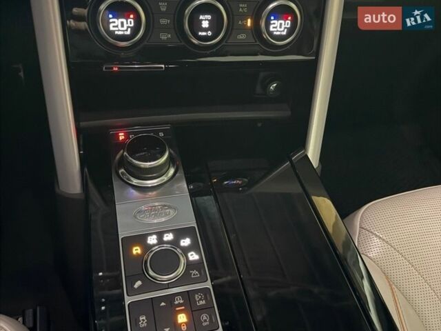 Белый Ленд Ровер Дискавери, объемом двигателя 2.99 л и пробегом 115 тыс. км за 35000 $, фото 23 на Automoto.ua