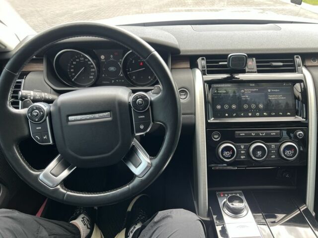 Білий Ленд Ровер Діскавері, об'ємом двигуна 3 л та пробігом 113 тис. км за 37500 $, фото 23 на Automoto.ua