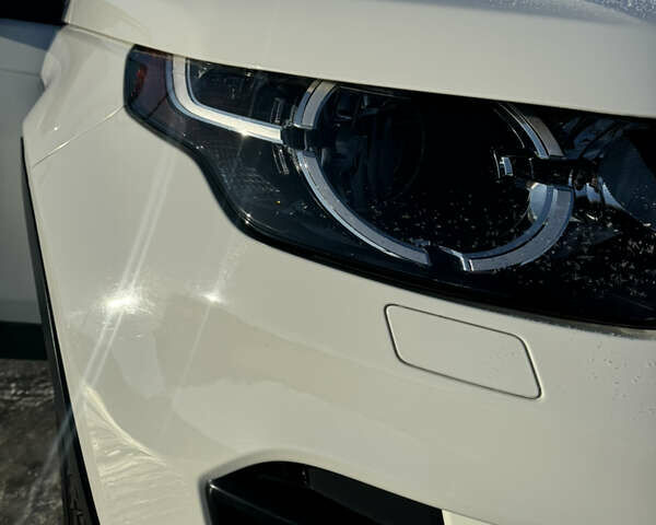 Белый Ленд Ровер Дискавери, объемом двигателя 2 л и пробегом 80 тыс. км за 17500 $, фото 5 на Automoto.ua