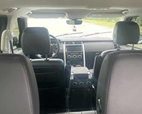 Белый Ленд Ровер Дискавери, объемом двигателя 2.99 л и пробегом 101 тыс. км за 34500 $, фото 11 на Automoto.ua