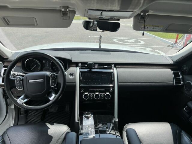 Білий Ленд Ровер Діскавері, об'ємом двигуна 3 л та пробігом 113 тис. км за 37500 $, фото 12 на Automoto.ua