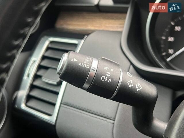 Белый Ленд Ровер Дискавери, объемом двигателя 3 л и пробегом 171 тыс. км за 24990 $, фото 24 на Automoto.ua