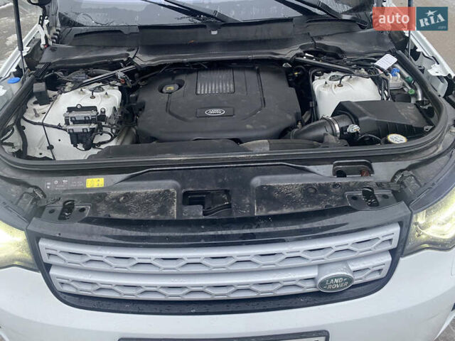 Белый Ленд Ровер Дискавери, объемом двигателя 2.99 л и пробегом 119 тыс. км за 33200 $, фото 12 на Automoto.ua