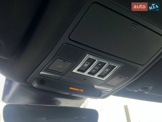 Белый Ленд Ровер Дискавери, объемом двигателя 3 л и пробегом 171 тыс. км за 24990 $, фото 40 на Automoto.ua