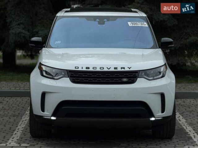 Білий Ленд Ровер Діскавері, об'ємом двигуна 3 л та пробігом 207 тис. км за 26400 $, фото 2 на Automoto.ua