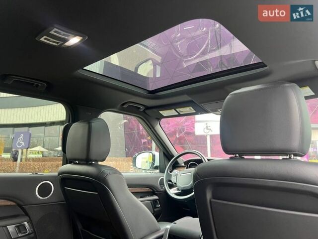 Белый Ленд Ровер Дискавери, объемом двигателя 3 л и пробегом 171 тыс. км за 24990 $, фото 15 на Automoto.ua