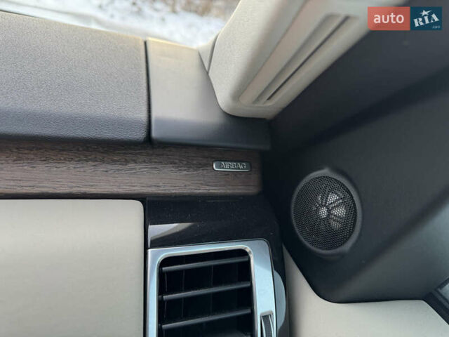 Білий Ленд Ровер Діскавері, об'ємом двигуна 3 л та пробігом 94 тис. км за 39000 $, фото 47 на Automoto.ua