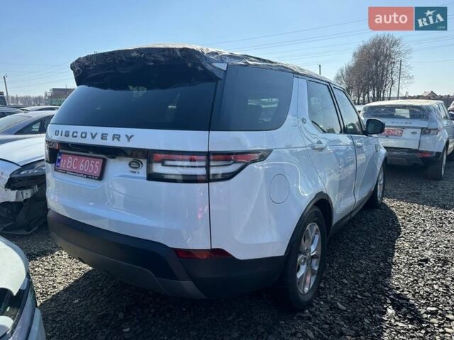 Білий Ленд Ровер Діскавері, об'ємом двигуна 3 л та пробігом 175 тис. км за 14300 $, фото 3 на Automoto.ua