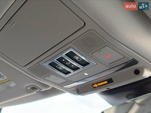 Белый Ленд Ровер Дискавери, объемом двигателя 2.99 л и пробегом 115 тыс. км за 34900 $, фото 37 на Automoto.ua