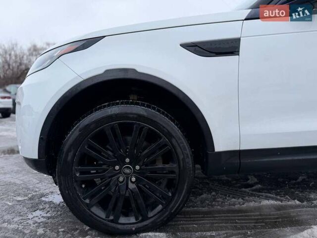 Білий Ленд Ровер Діскавері, об'ємом двигуна 3 л та пробігом 220 тис. км за 19900 $, фото 1 на Automoto.ua