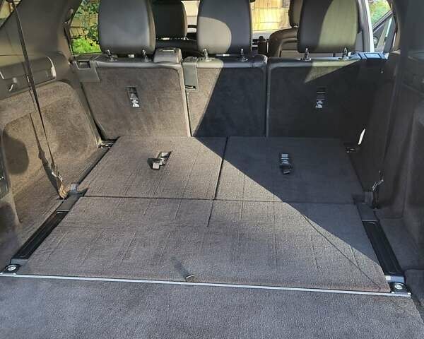 Ленд Ровер Дискавери 2017 в Софіївська Борщагівка на Automoto.ua Белый Ленд Ровер Дискавери, объемом двигателя 3 л и пробегом 171 тыс. км за 31400 $, фото 15 на Automoto.ua