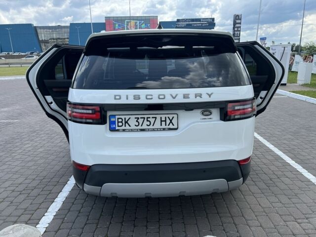 Білий Ленд Ровер Діскавері, об'ємом двигуна 3 л та пробігом 113 тис. км за 37500 $, фото 9 на Automoto.ua