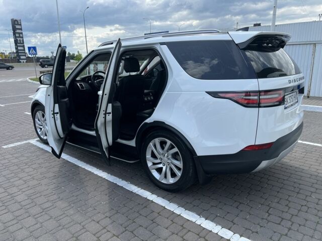 Білий Ленд Ровер Діскавері, об'ємом двигуна 3 л та пробігом 113 тис. км за 37500 $, фото 8 на Automoto.ua