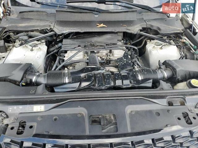 Білий Ленд Ровер Діскавері, об'ємом двигуна 3 л та пробігом 131 тис. км за 5000 $, фото 11 на Automoto.ua