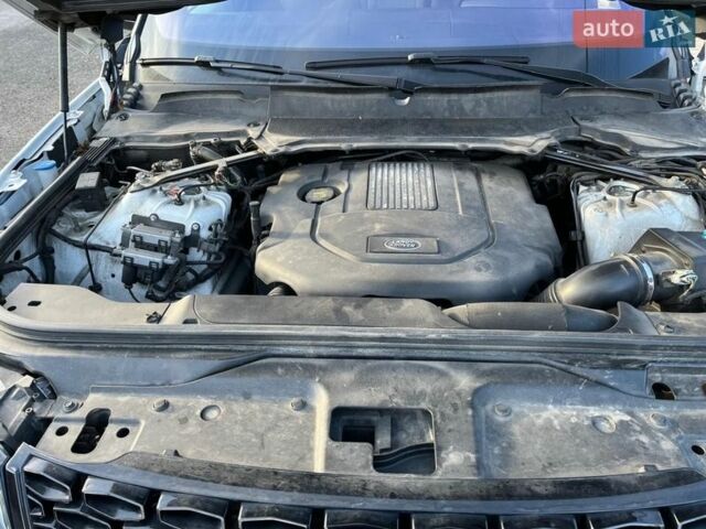 Белый Ленд Ровер Дискавери, объемом двигателя 2.99 л и пробегом 107 тыс. км за 29700 $, фото 24 на Automoto.ua