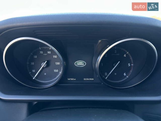 Білий Ленд Ровер Діскавері, об'ємом двигуна 3 л та пробігом 235 тис. км за 23950 $, фото 26 на Automoto.ua