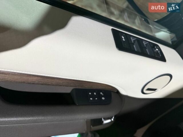 Белый Ленд Ровер Дискавери, объемом двигателя 2.99 л и пробегом 115 тыс. км за 35000 $, фото 26 на Automoto.ua