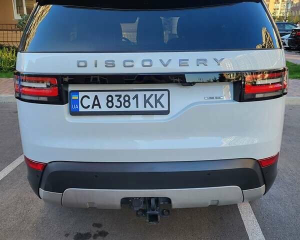 Ленд Ровер Дискавери 2017 в Софіївська Борщагівка на Automoto.ua Белый Ленд Ровер Дискавери, объемом двигателя 3 л и пробегом 171 тыс. км за 31400 $, фото 1 на Automoto.ua