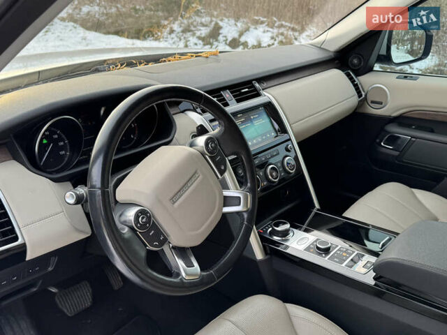 Білий Ленд Ровер Діскавері, об'ємом двигуна 3 л та пробігом 94 тис. км за 39000 $, фото 34 на Automoto.ua