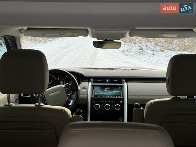 Білий Ленд Ровер Діскавері, об'ємом двигуна 3 л та пробігом 94 тис. км за 39000 $, фото 36 на Automoto.ua