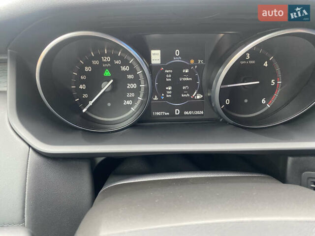 Белый Ленд Ровер Дискавери, объемом двигателя 2.99 л и пробегом 119 тыс. км за 33200 $, фото 4 на Automoto.ua