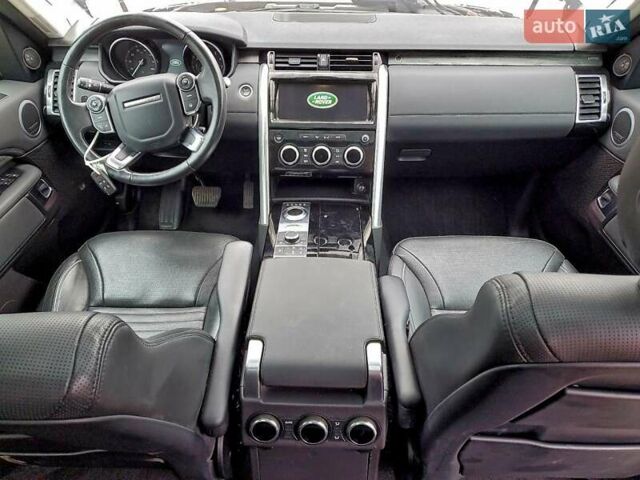 Белый Ленд Ровер Дискавери, объемом двигателя 3 л и пробегом 101 тыс. км за 7100 $, фото 7 на Automoto.ua