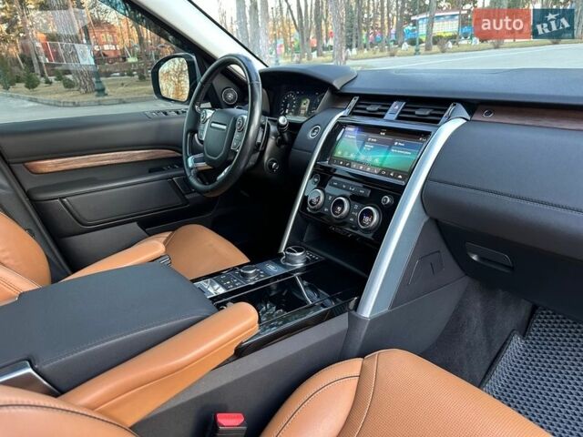 Білий Ленд Ровер Діскавері, об'ємом двигуна 2.99 л та пробігом 142 тис. км за 32500 $, фото 24 на Automoto.ua