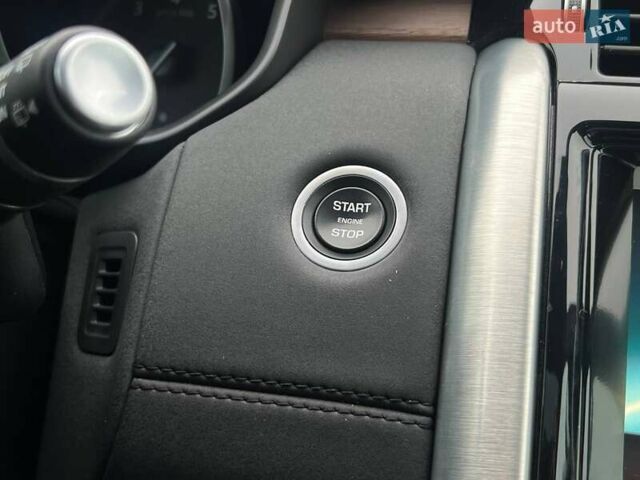 Білий Ленд Ровер Діскавері, об'ємом двигуна 3 л та пробігом 171 тис. км за 27990 $, фото 31 на Automoto.ua