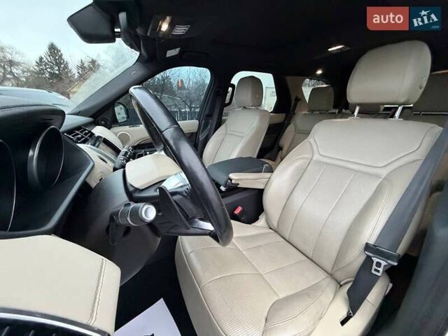 Білий Ленд Ровер Діскавері, об'ємом двигуна 3 л та пробігом 220 тис. км за 19900 $, фото 16 на Automoto.ua