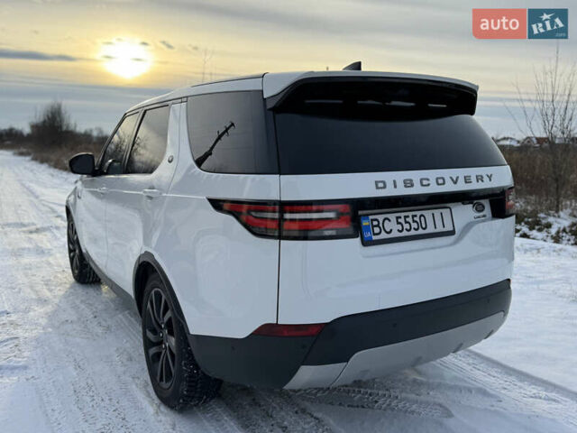 Білий Ленд Ровер Діскавері, об'ємом двигуна 3 л та пробігом 94 тис. км за 39000 $, фото 6 на Automoto.ua