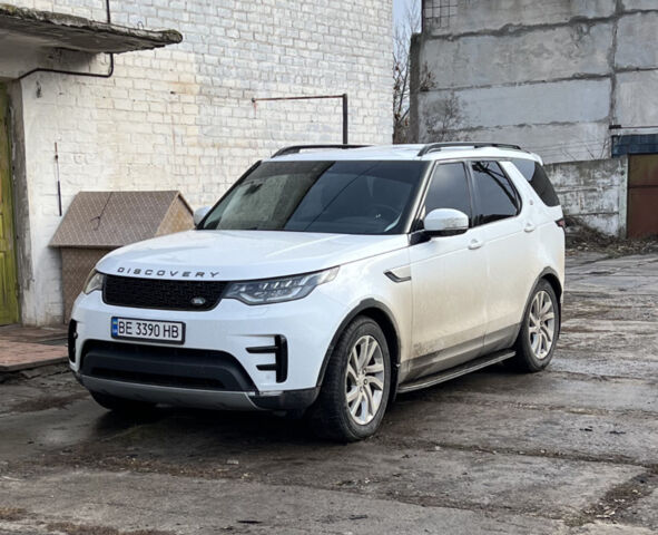 Білий Ленд Ровер Діскавері, об'ємом двигуна 2.99 л та пробігом 200 тис. км за 25000 $, фото 7 на Automoto.ua