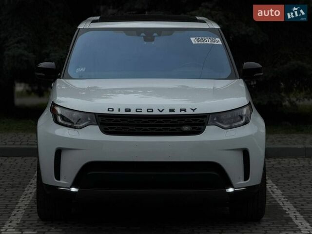 Білий Ленд Ровер Діскавері, об'ємом двигуна 3 л та пробігом 207 тис. км за 26400 $, фото 9 на Automoto.ua