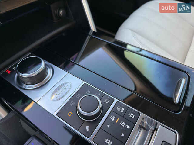 Белый Ленд Ровер Дискавери, объемом двигателя 2.99 л и пробегом 115 тыс. км за 34900 $, фото 29 на Automoto.ua