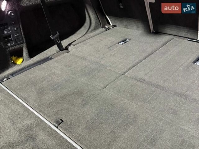 Белый Ленд Ровер Дискавери, объемом двигателя 2.99 л и пробегом 115 тыс. км за 35000 $, фото 18 на Automoto.ua