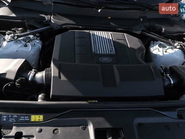 Білий Ленд Ровер Діскавері, об'ємом двигуна 3 л та пробігом 156 тис. км за 33000 $, фото 49 на Automoto.ua