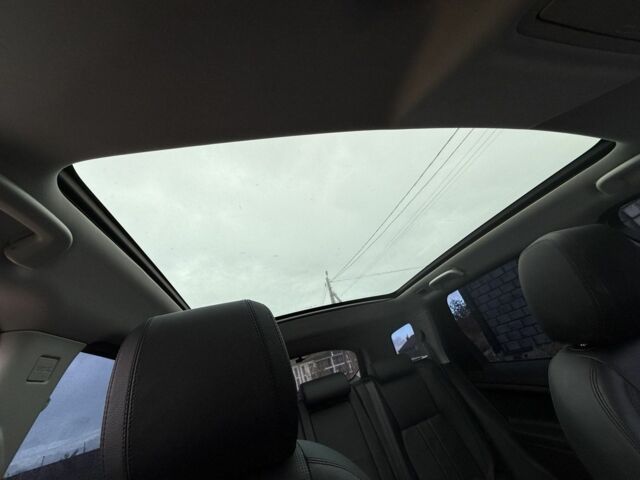 Белый Ленд Ровер Дискавери, объемом двигателя 0 л и пробегом 98 тыс. км за 20800 $, фото 12 на Automoto.ua