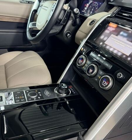 Белый Ленд Ровер Дискавери, объемом двигателя 3 л и пробегом 128 тыс. км за 31500 $, фото 9 на Automoto.ua