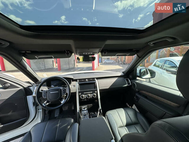 Білий Ленд Ровер Діскавері, об'ємом двигуна 3 л та пробігом 73 тис. км за 35600 $, фото 17 на Automoto.ua