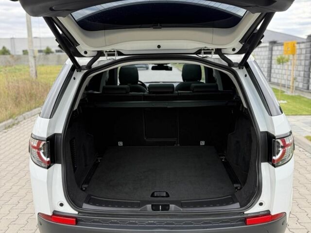 Белый Ленд Ровер Дискавери, объемом двигателя 2 л и пробегом 88 тыс. км за 20400 $, фото 12 на Automoto.ua