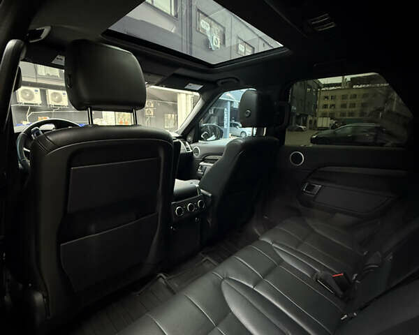 Белый Ленд Ровер Дискавери, объемом двигателя 3 л и пробегом 87 тыс. км за 35000 $, фото 16 на Automoto.ua